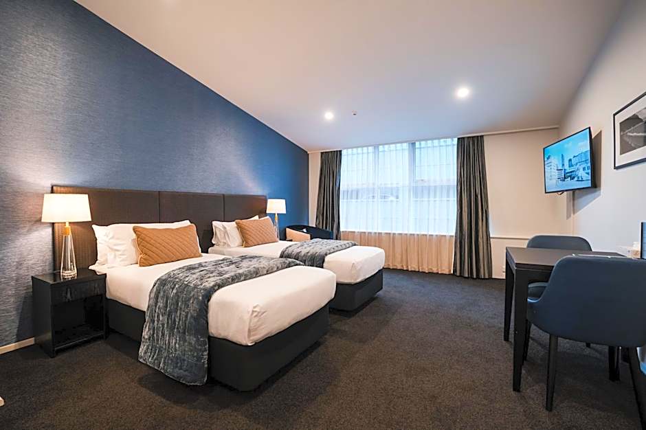 Gilmer Apartment Hotel