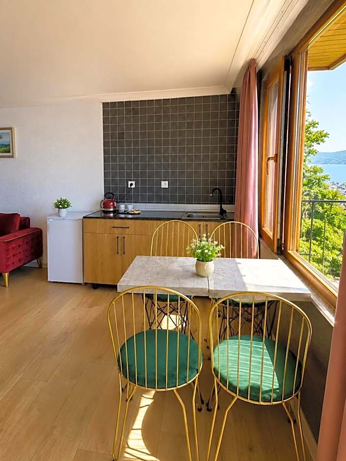 Bungaport Luxury Bungalows&Suits