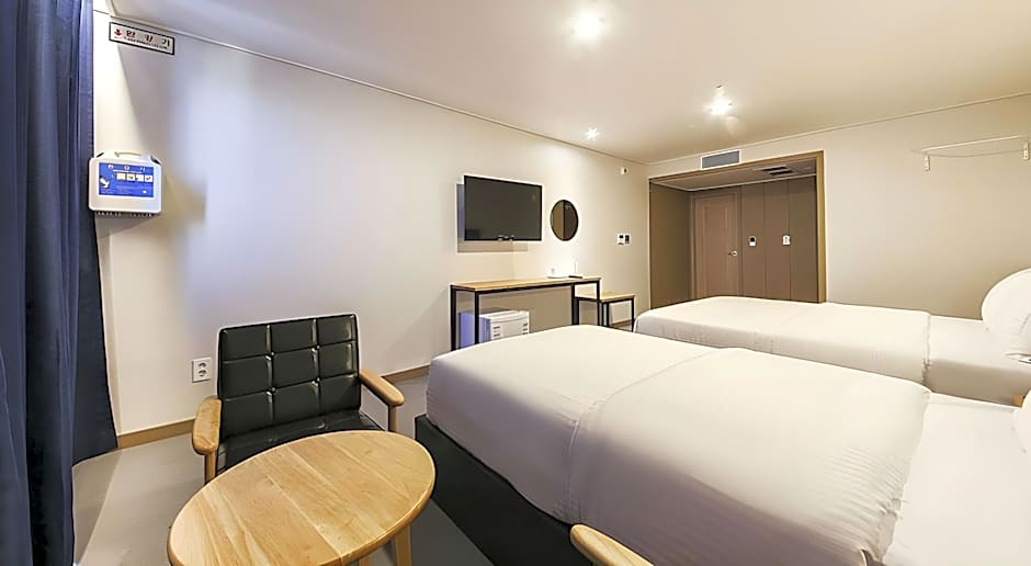 Sunrise Hotel Seopjikoji