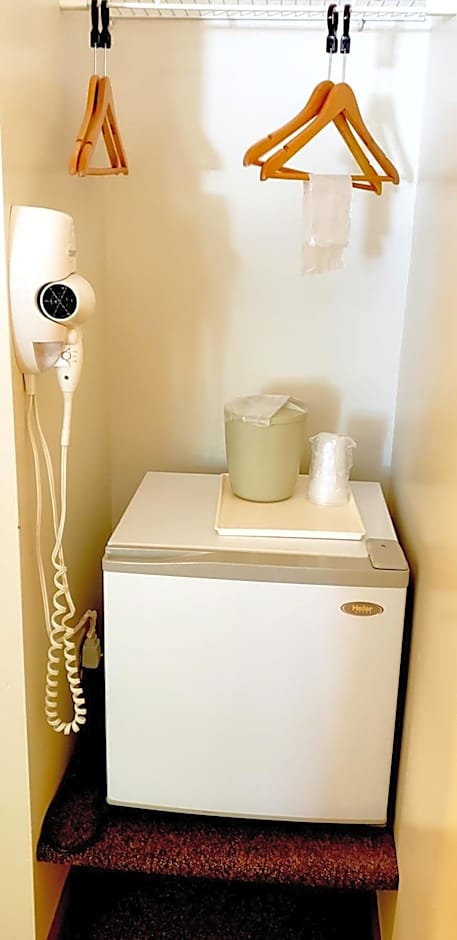 Lodging on the Square