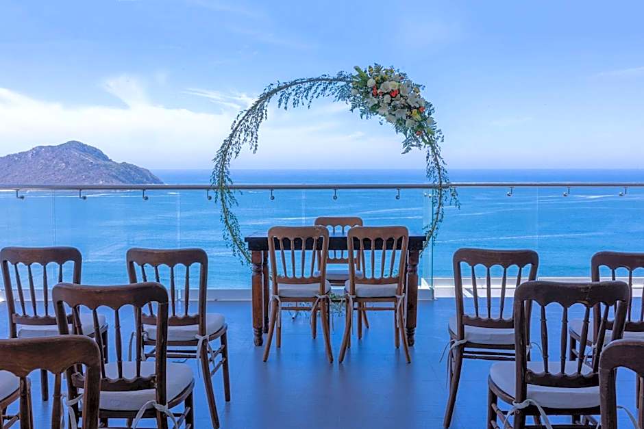 DoubleTree by Hilton Mazatlan
