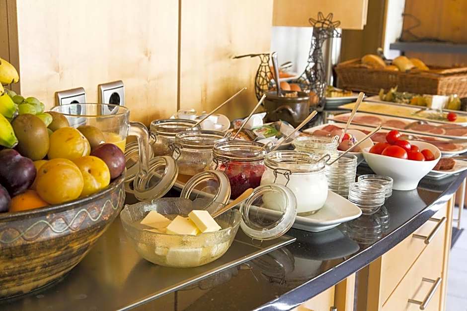 Hotel-Pension-Waldblick Garni