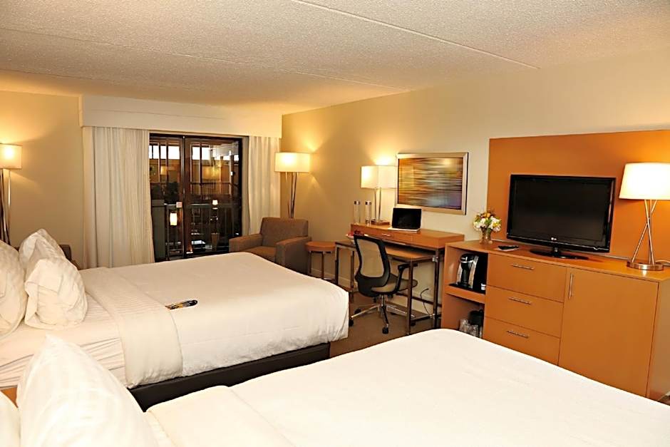 enVision Hotel & Conference Center Mansfield-Foxboro