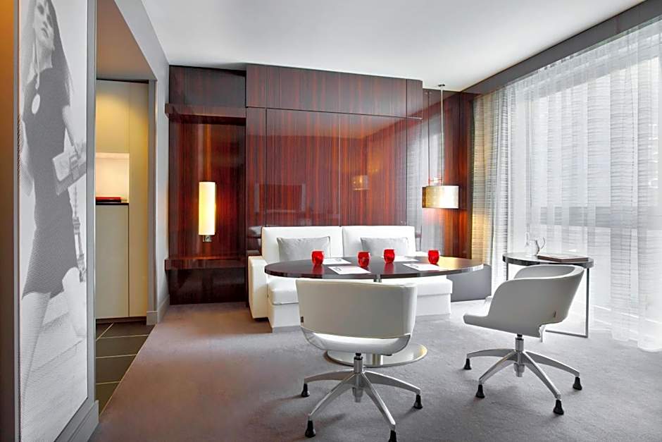 Le Meridien Paris Arc De Triomphe