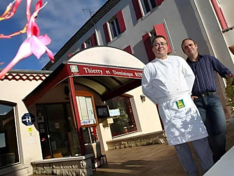 Logis Hotel Des Voyageurs Restaurant La Bonne Tabl'Hay