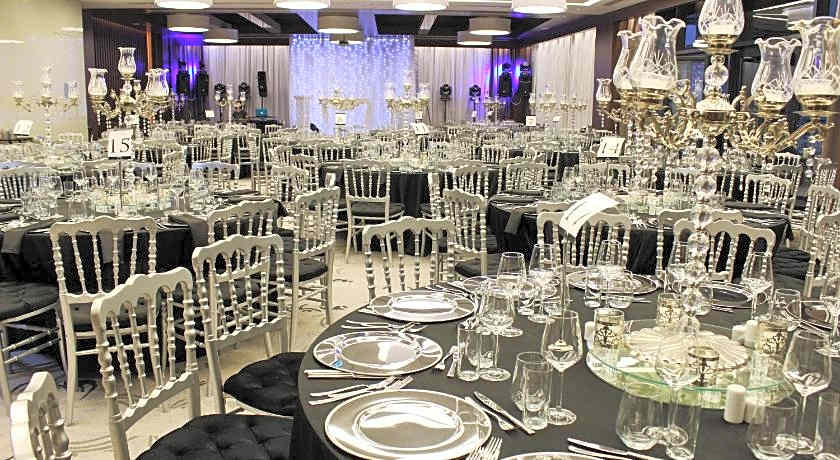 Burgu Arjaan by Rotana