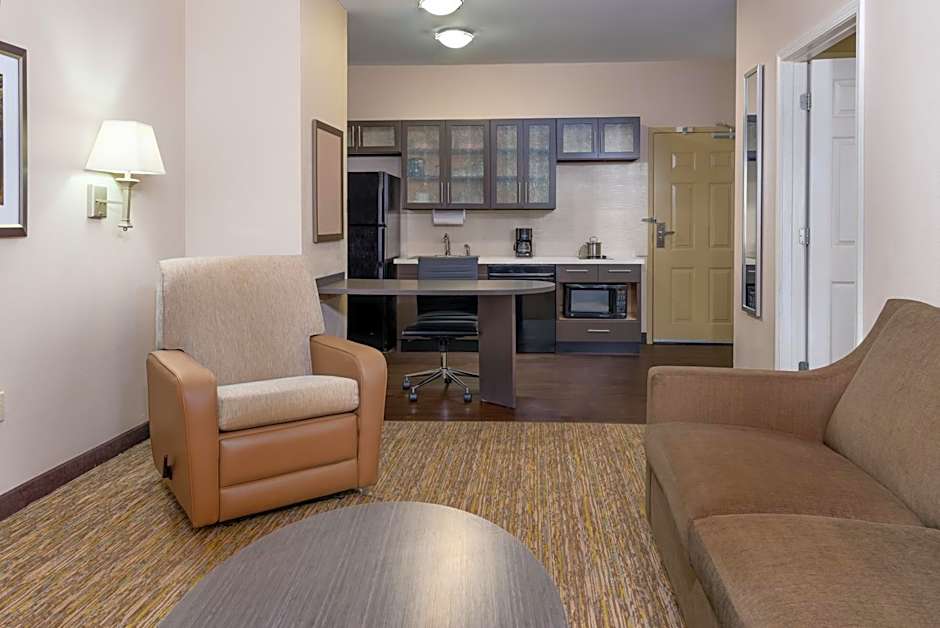 Candlewood Suites Athens By IHG