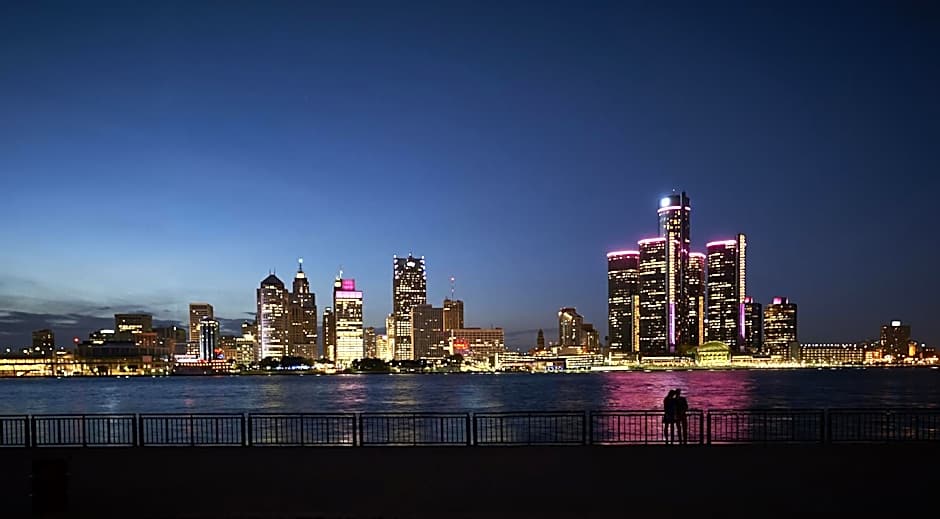 Holiday Inn Express Windsor Waterfront By IHG