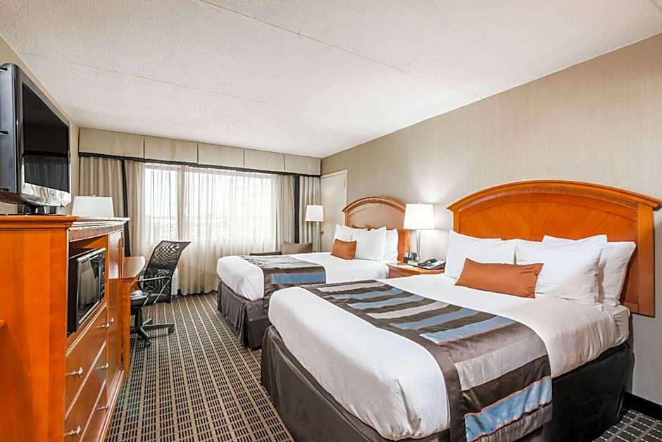 Wingate by Wyndham Springfield