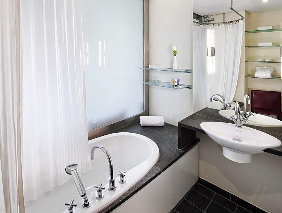 INNSiDE Frankfurt Eurotheum