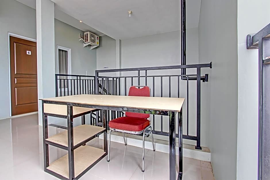 OYO Life 93034 Ayri Home