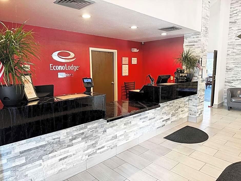 Econo Lodge Wausau - Rothschild