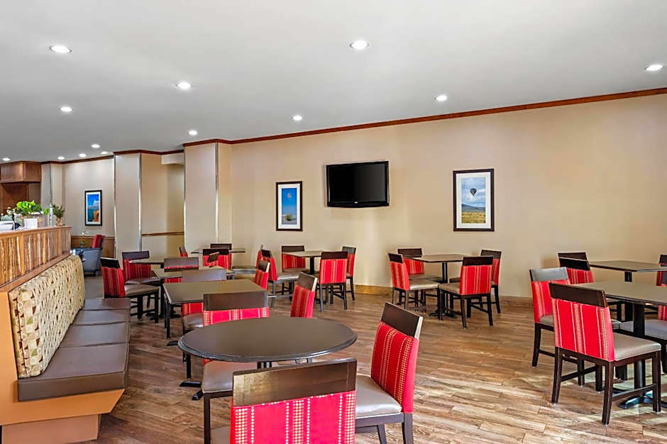 Comfort Suites Roswell North