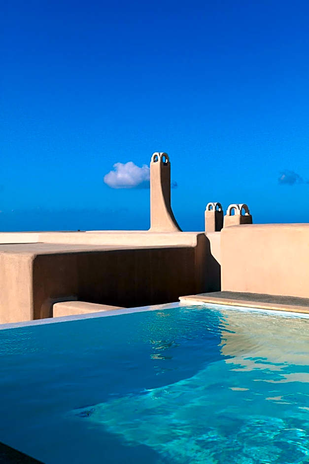 Voreina Gallery Suites