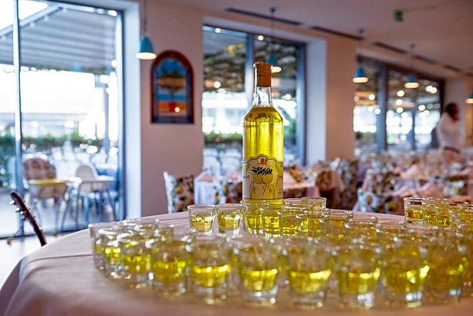 Astoria Hotel All Inclusive- Private Beach & Beach Club