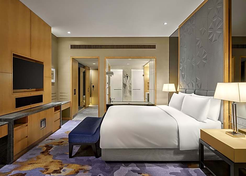 Photo 1 of 3 of Premium 1 King Bed and 2 Twin Beds