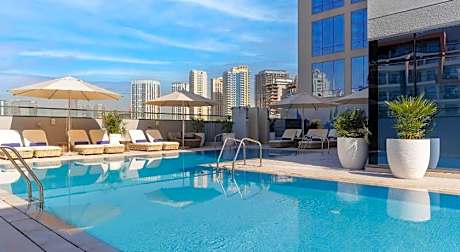Holiday Inn DUBAI VILLAGE CIRCLE by IHG