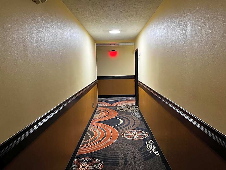 Quality Inn Grand Rapids Near Downtown