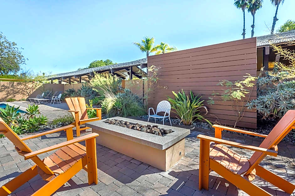 Carlton Oaks Lodge, an Ascend Collection Hotel