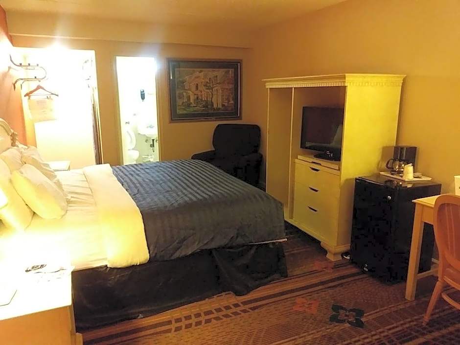 Days Inn by Wyndham Hot Springs