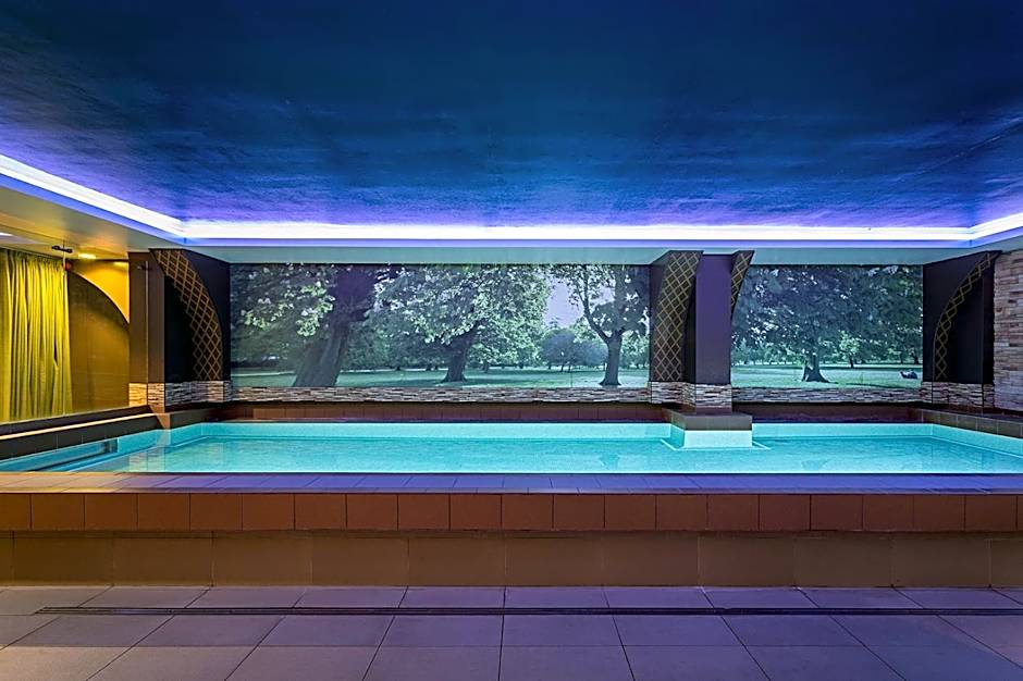 Pestana Chelsea Bridge Hotel & SPA