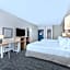 Spark by Hilton Bakersfield Central