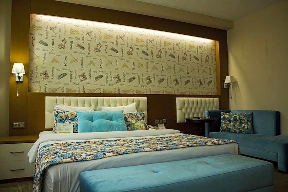 Yol İş Holiday Adana Otel