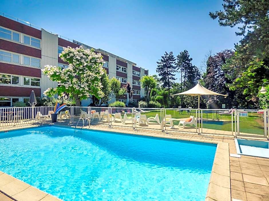 B&B HOTEL Lyon Nord 4 étoiles