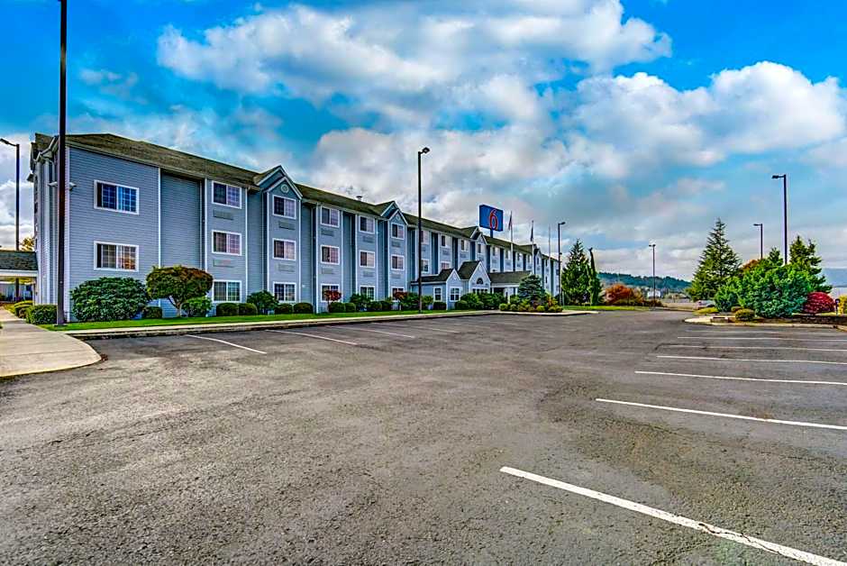 Motel 6-Sutherlin, OR