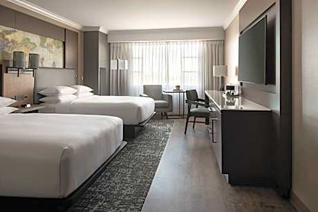 Double Room with Two Double Beds and City View - Hearing Accessible