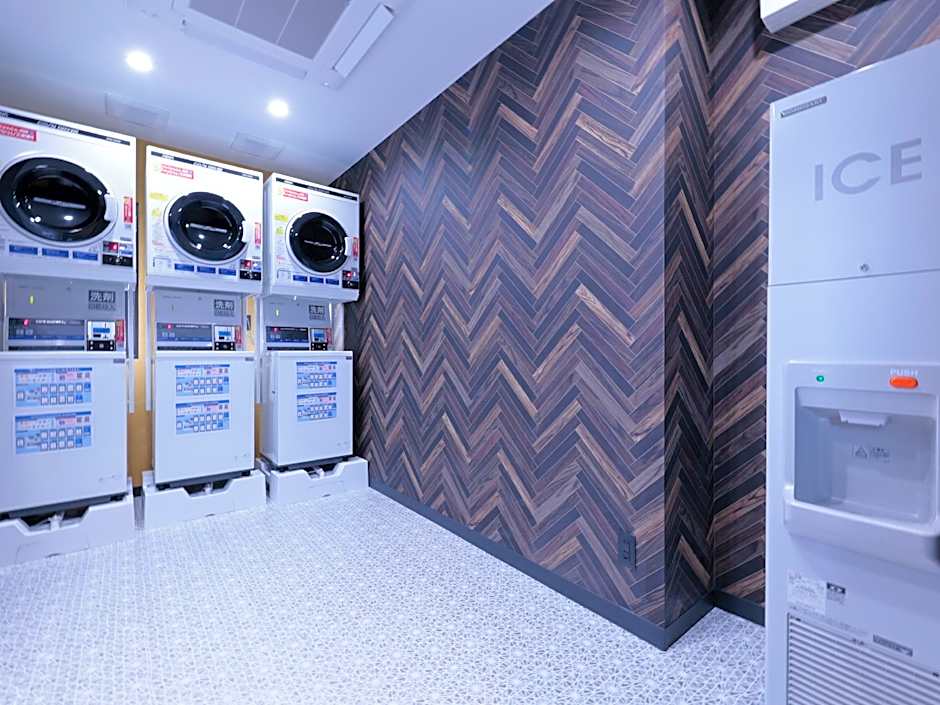 Apa Hotel Tonami-Ekimae