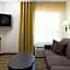 Candlewood Suites Olathe By IHG