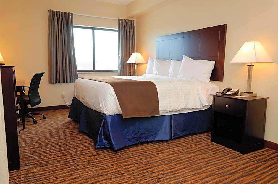 Cobblestone Inn & Suites - Denison | Oak Ridge