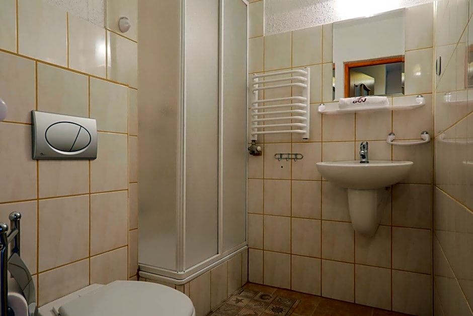 Górski Ośrodek Jeździecki - Śniadania - Termy