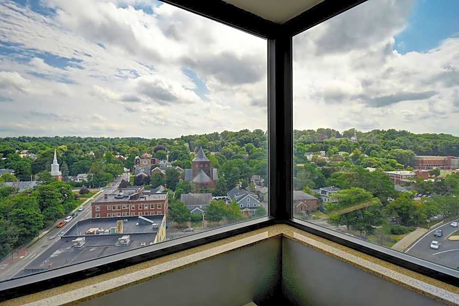 Four Points by Sheraton Boston Newton