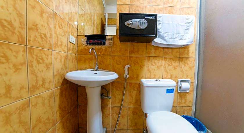 RedDoorz @ Clarkview 21st Street Angeles City