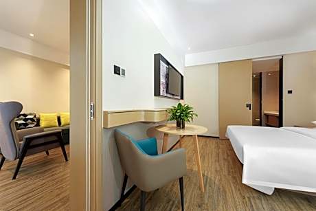 Dossen - Executive Suite