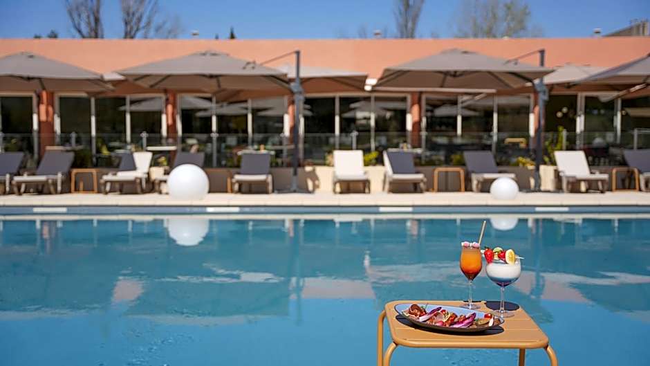 Hotel Mount Venturi - Aix-En-Provence Sainte-Victoire - Bar & Restaurant & Padel