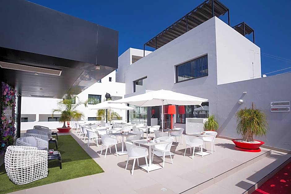 Migjorn Ibiza Suites & Spa