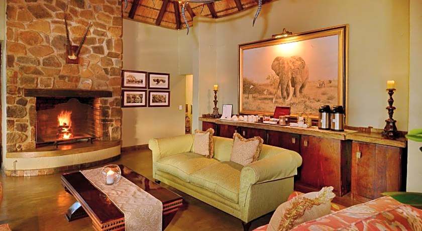 Motswiri Private Safari Lodge