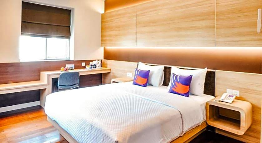 FOX Lite Grogol Jakarta