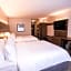 Holiday Inn Express and Suites Rehoboth Beach By IHG