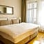 Hotel Golden Key Prague Castle