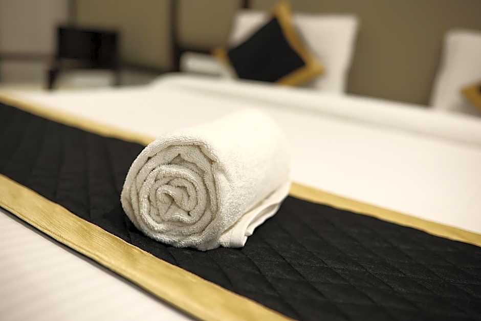 Hotel Saratharajans