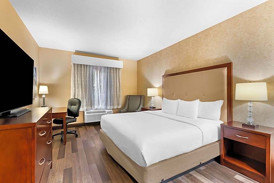 Best Western Plus Abbey Inn