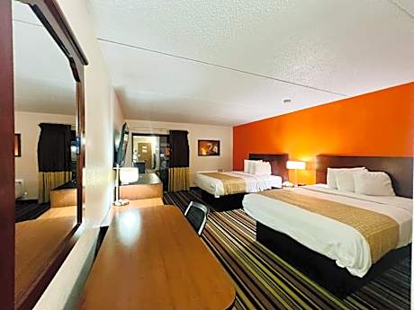 Deluxe Queen Room with Two Queen Beds - Disability Access/Non-Smoking