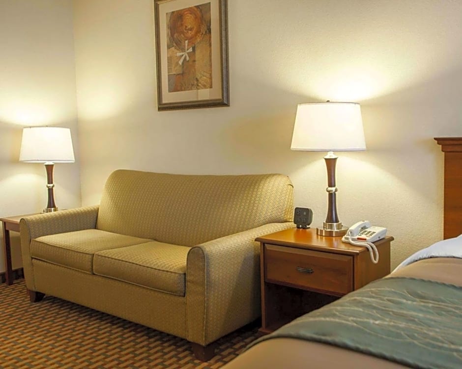 Comfort Inn & Suites Harrisonville