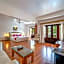 White Pearl Suites