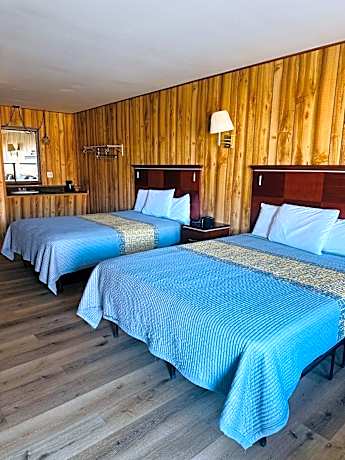 Queen Room with Two Queen Beds