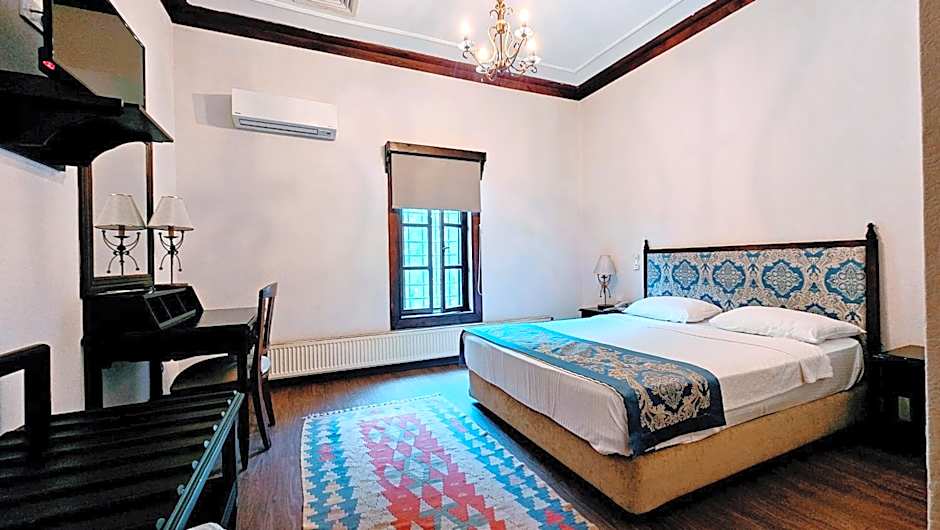 Otantik Hotel & Spa